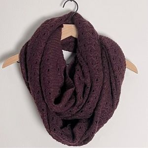 H&M Purple/Maroon Knit Infinity Scarf